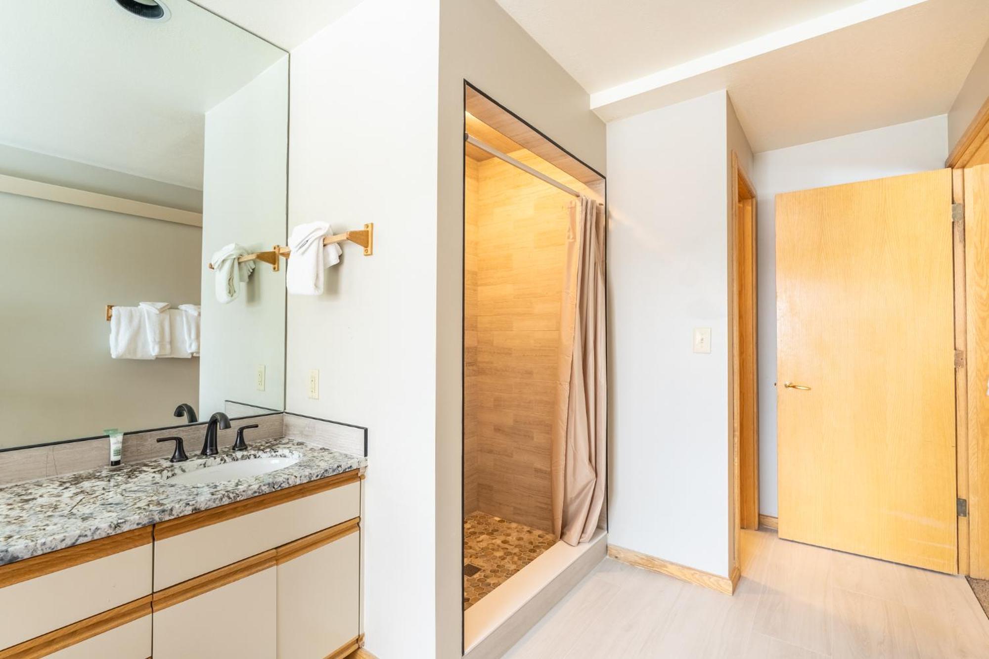 203 Gentian Road Villa Кийстоун Екстериор снимка