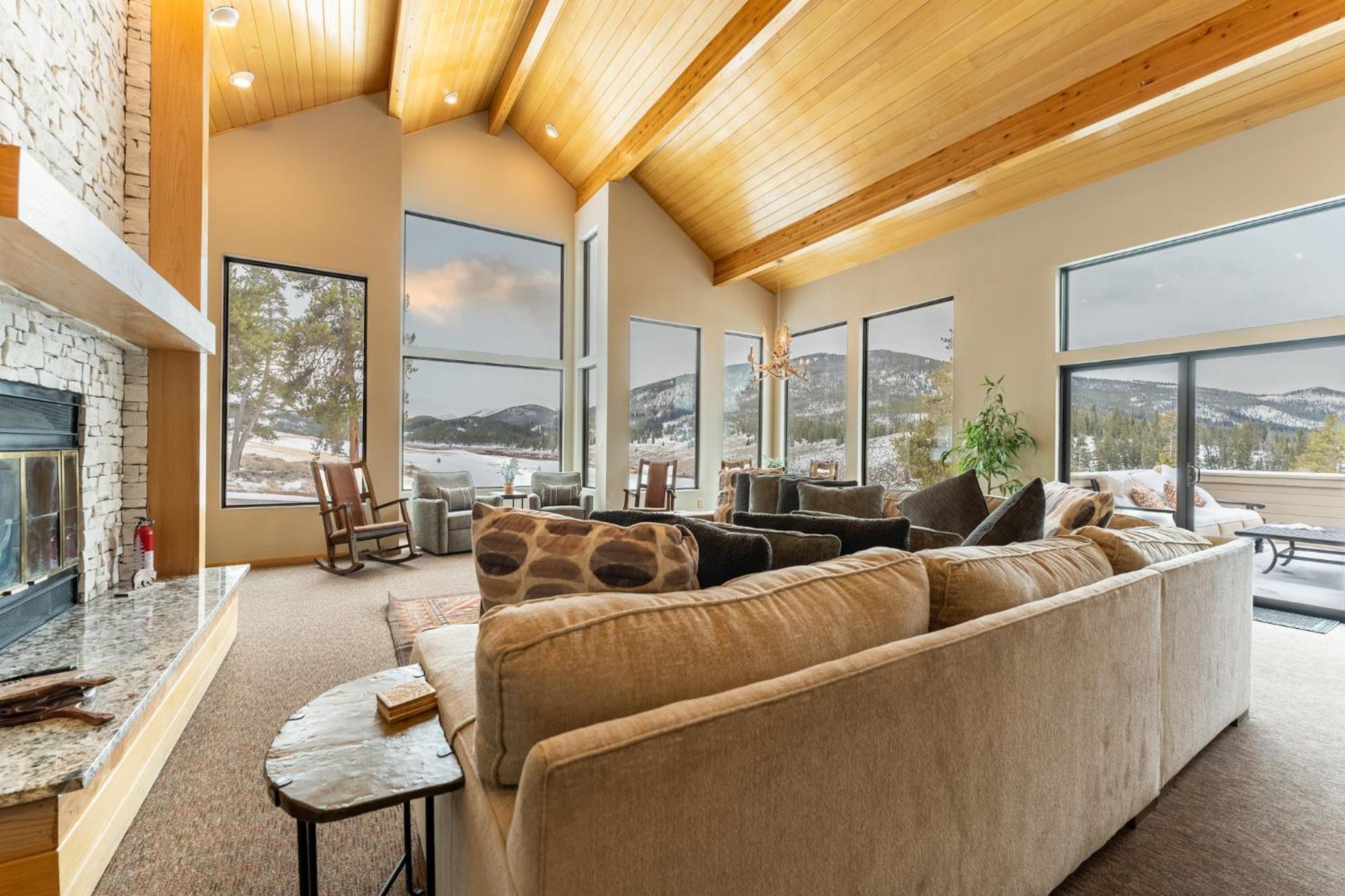 203 Gentian Road Villa Кийстоун Екстериор снимка